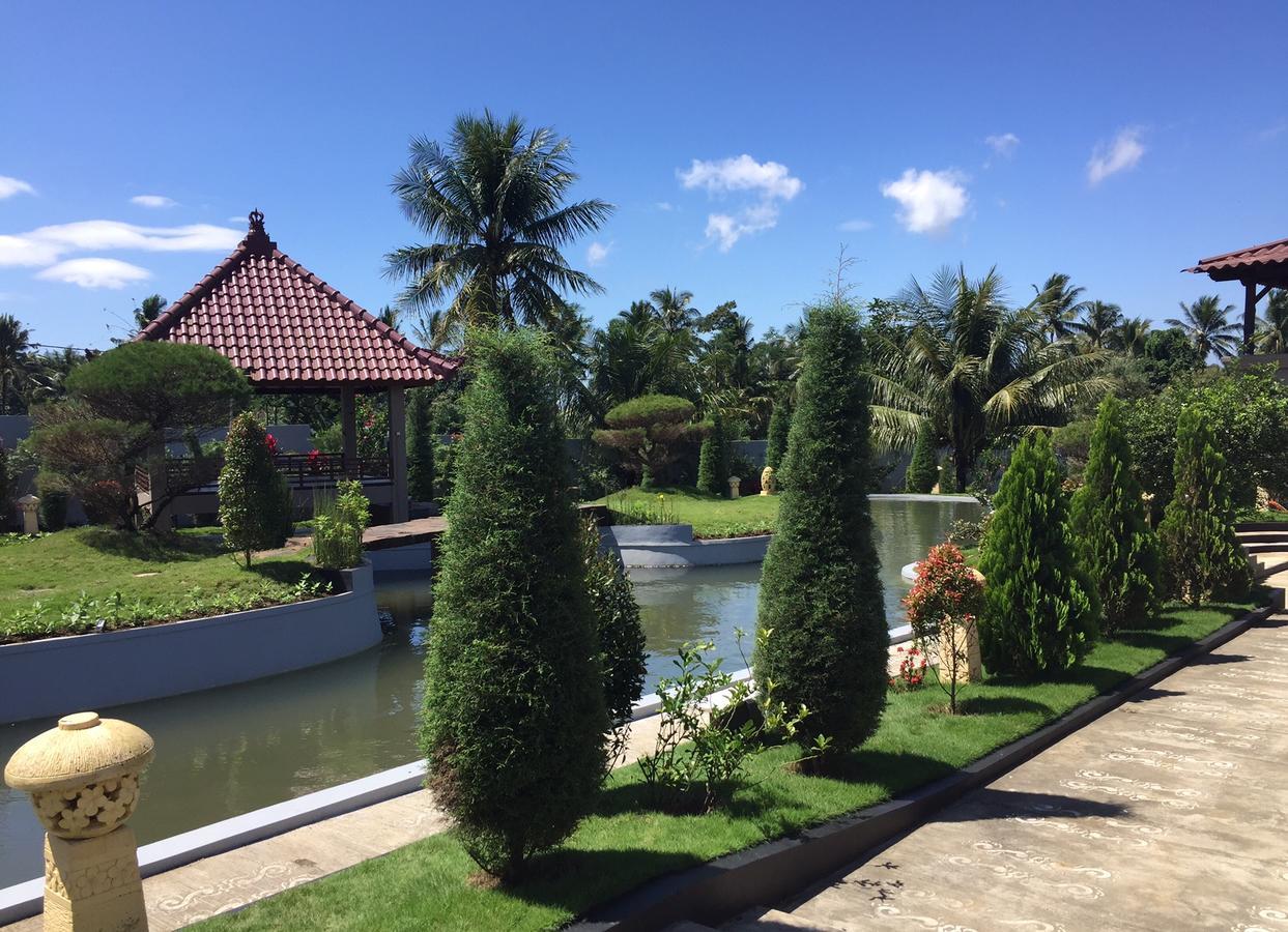 Grand Harvest Resort & Villas Banyuwangi  Exterior photo